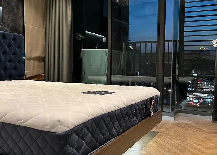 Spaceous On Sukhumvit